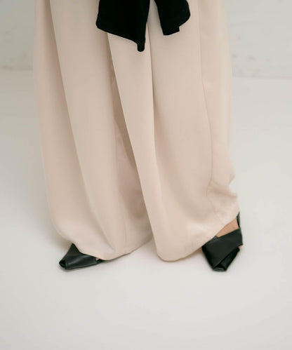 【yomo企畫】緞面褶皺寬鬆休閒褲