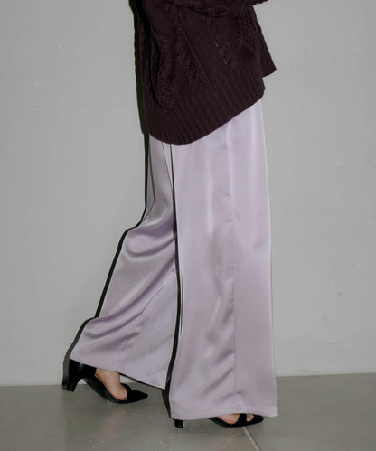 【yomo企畫】緞面褶皺寬鬆休閒褲