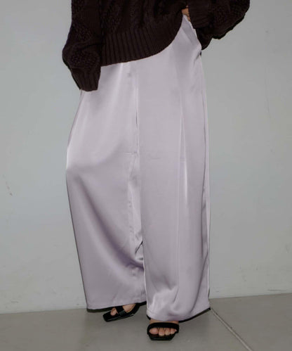 【yomo企畫】緞面褶皺寬鬆休閒褲