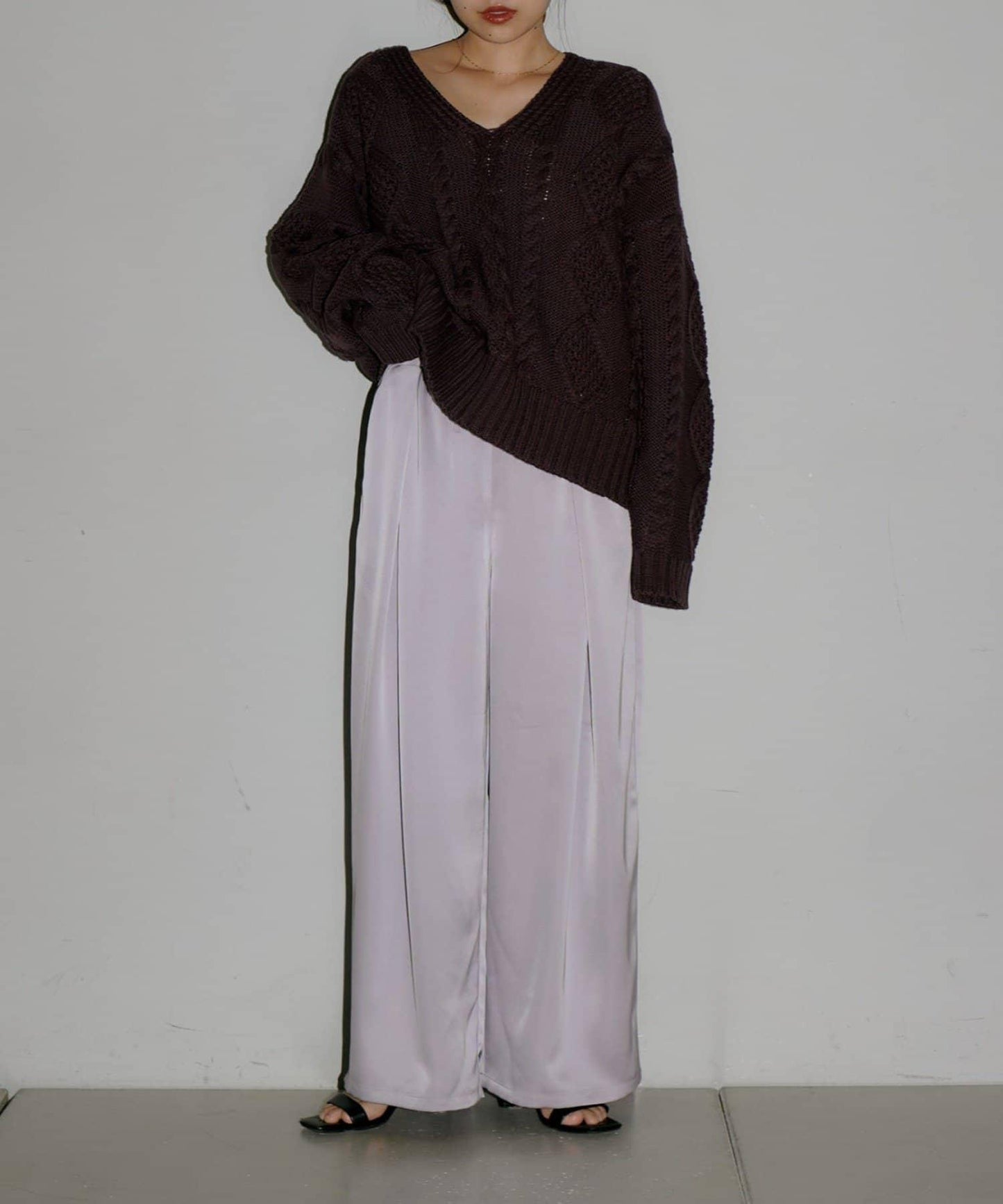 【yomo企畫】緞面褶皺寬鬆休閒褲