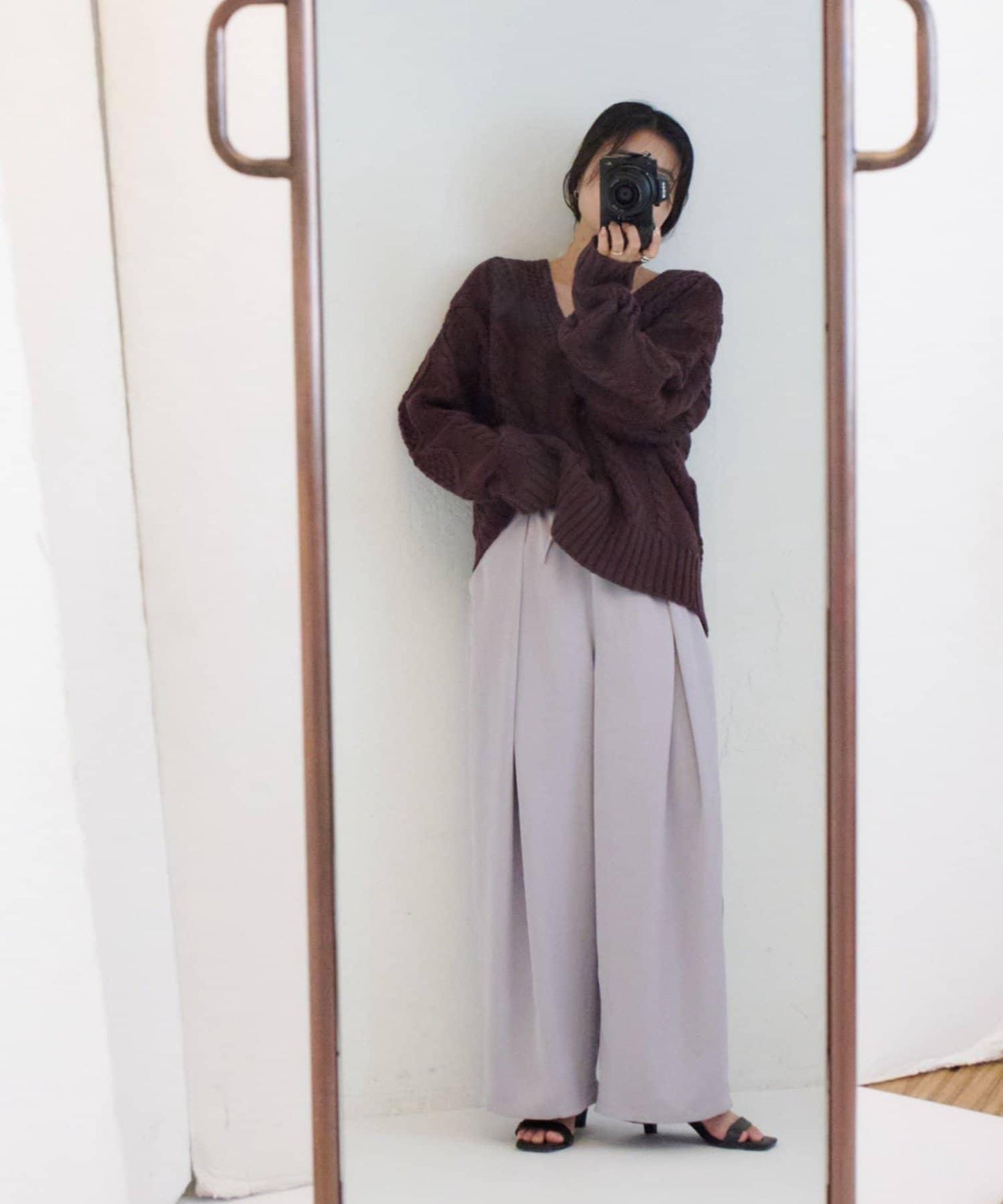 【yomo企畫】緞面褶皺寬鬆休閒褲