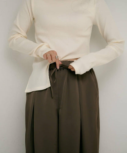 【yomo企畫】緞面褶皺寬鬆休閒褲