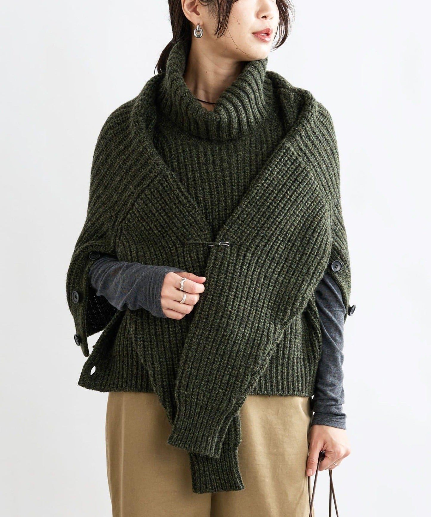 【MONN.:.(モン)】高領針織衫