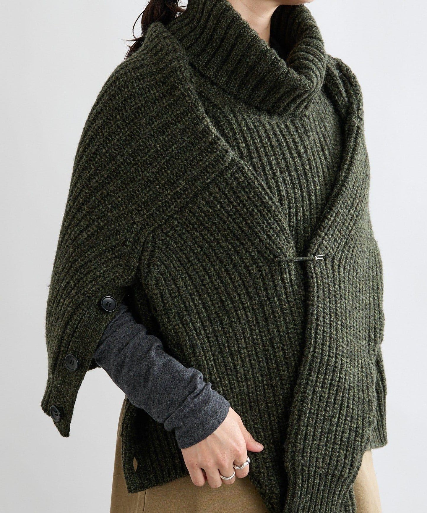 【MONN.:.(モン)】高領針織衫