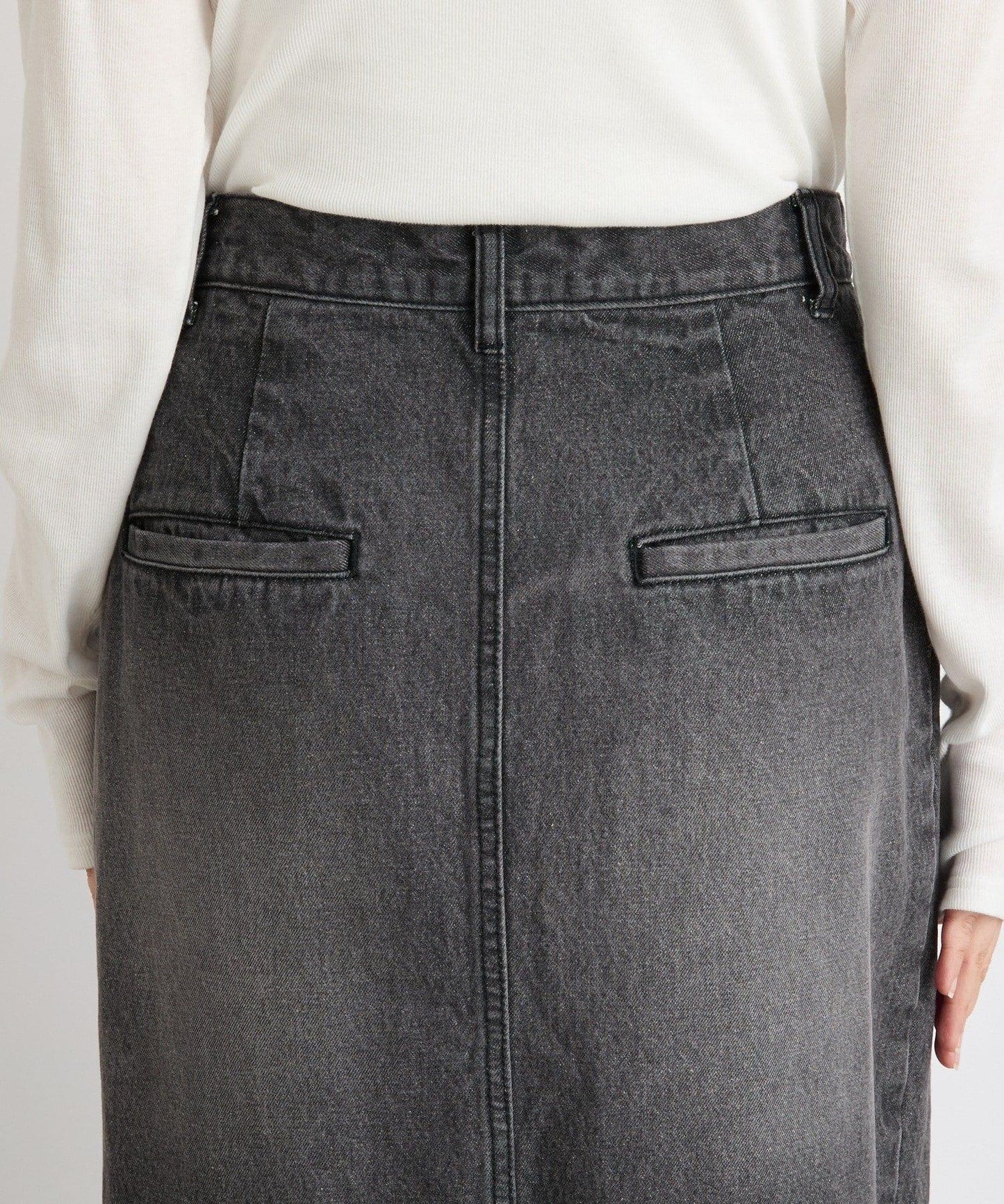 【MONN.:.(モン)】褶襉繭型長裙