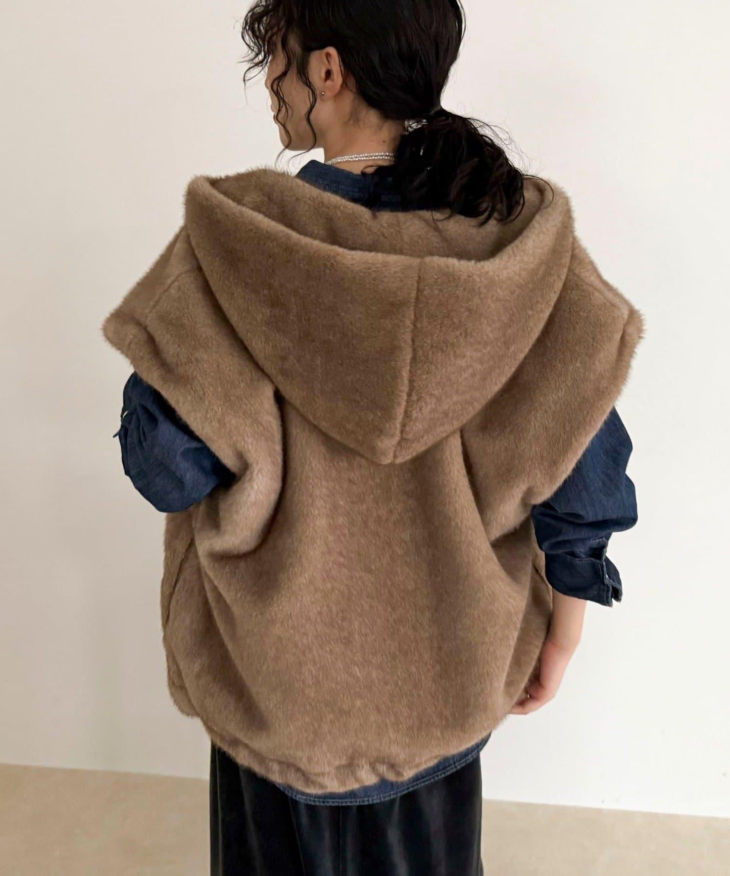 仿皮草連帽馬甲