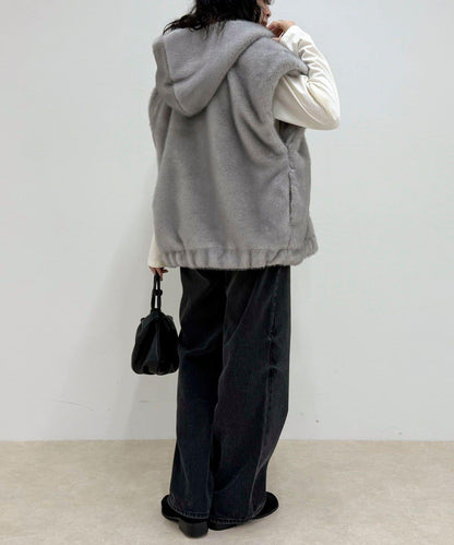 仿皮草連帽馬甲