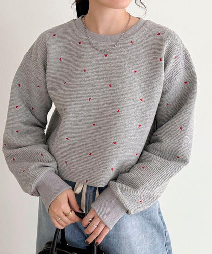 【人氣復刻】愛心刺繡修身衛衣套頭衫