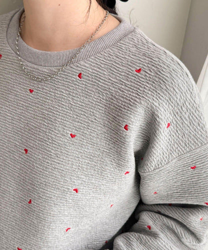 【人氣復刻】愛心刺繡修身衛衣套頭衫