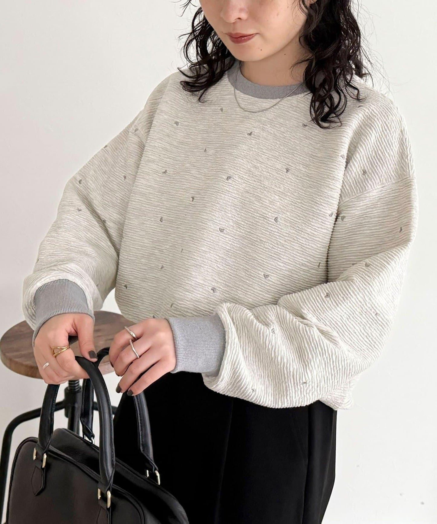 【人氣復刻】愛心刺繡修身衛衣套頭衫