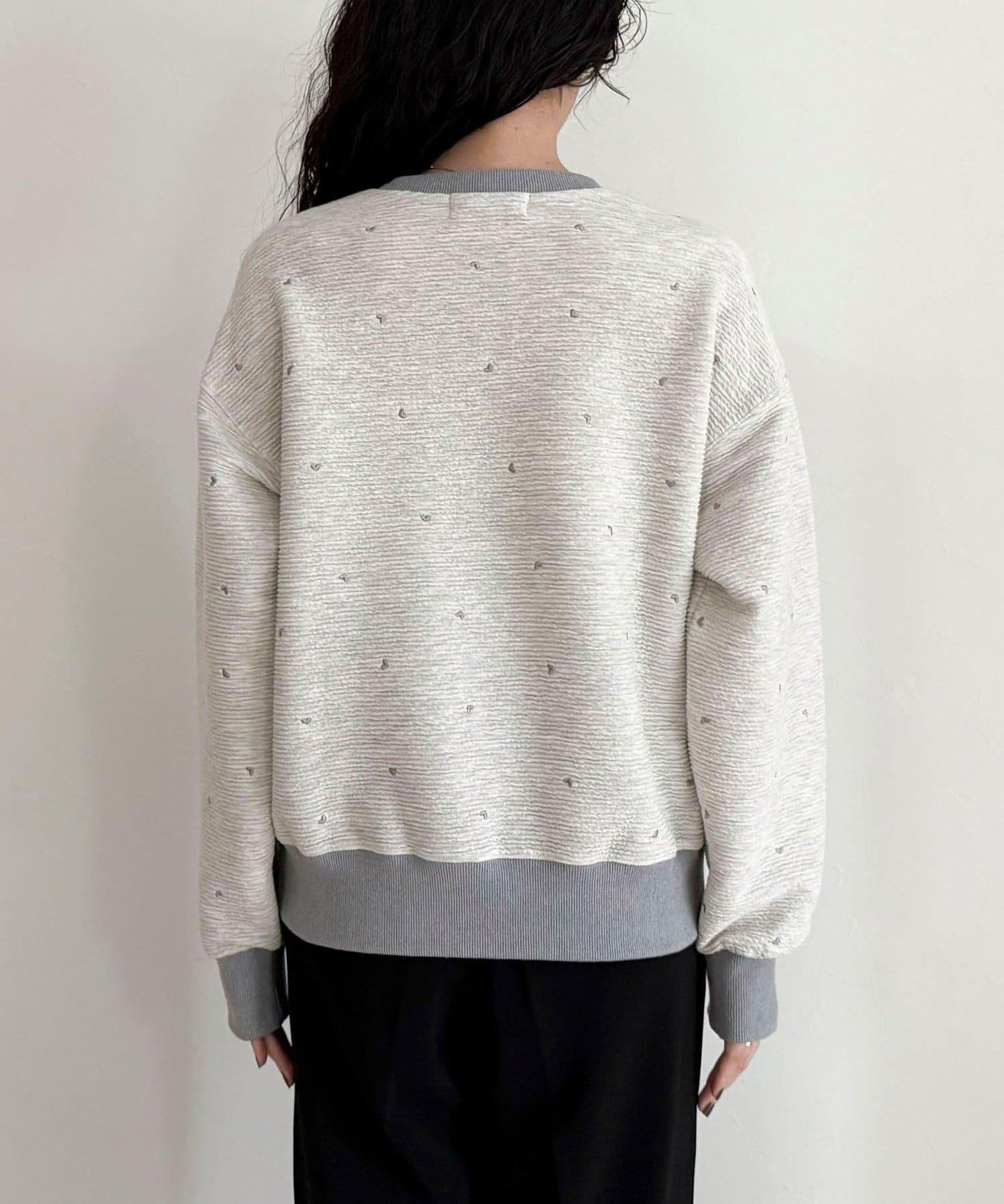 【人氣復刻】愛心刺繡修身衛衣套頭衫