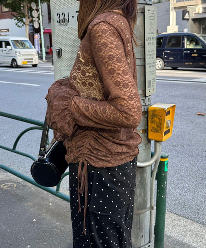 袖部層疊褶皺蕾絲上衣