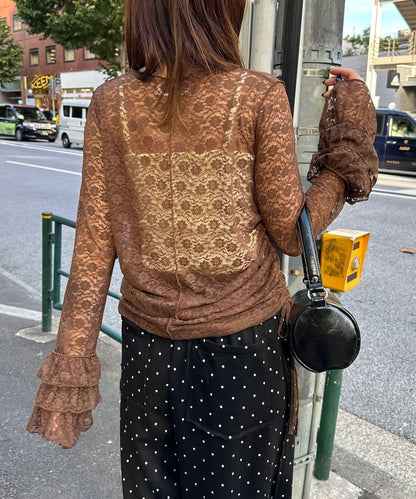 袖部層疊褶皺蕾絲上衣