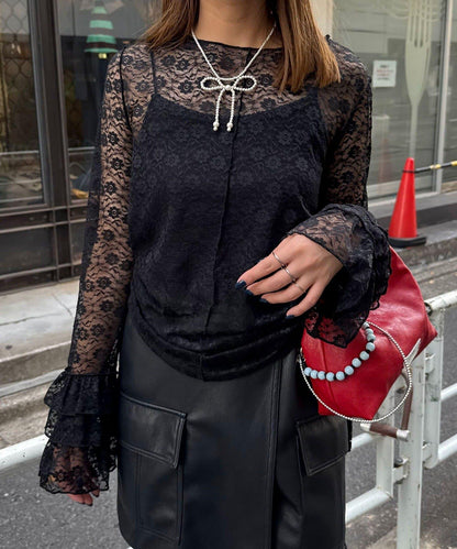 袖部層疊褶皺蕾絲上衣