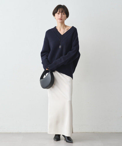 開衩緞面修身半身裙