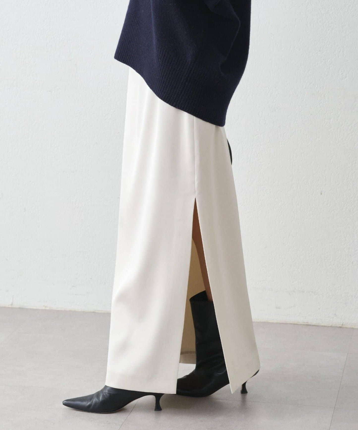 開衩緞面修身半身裙