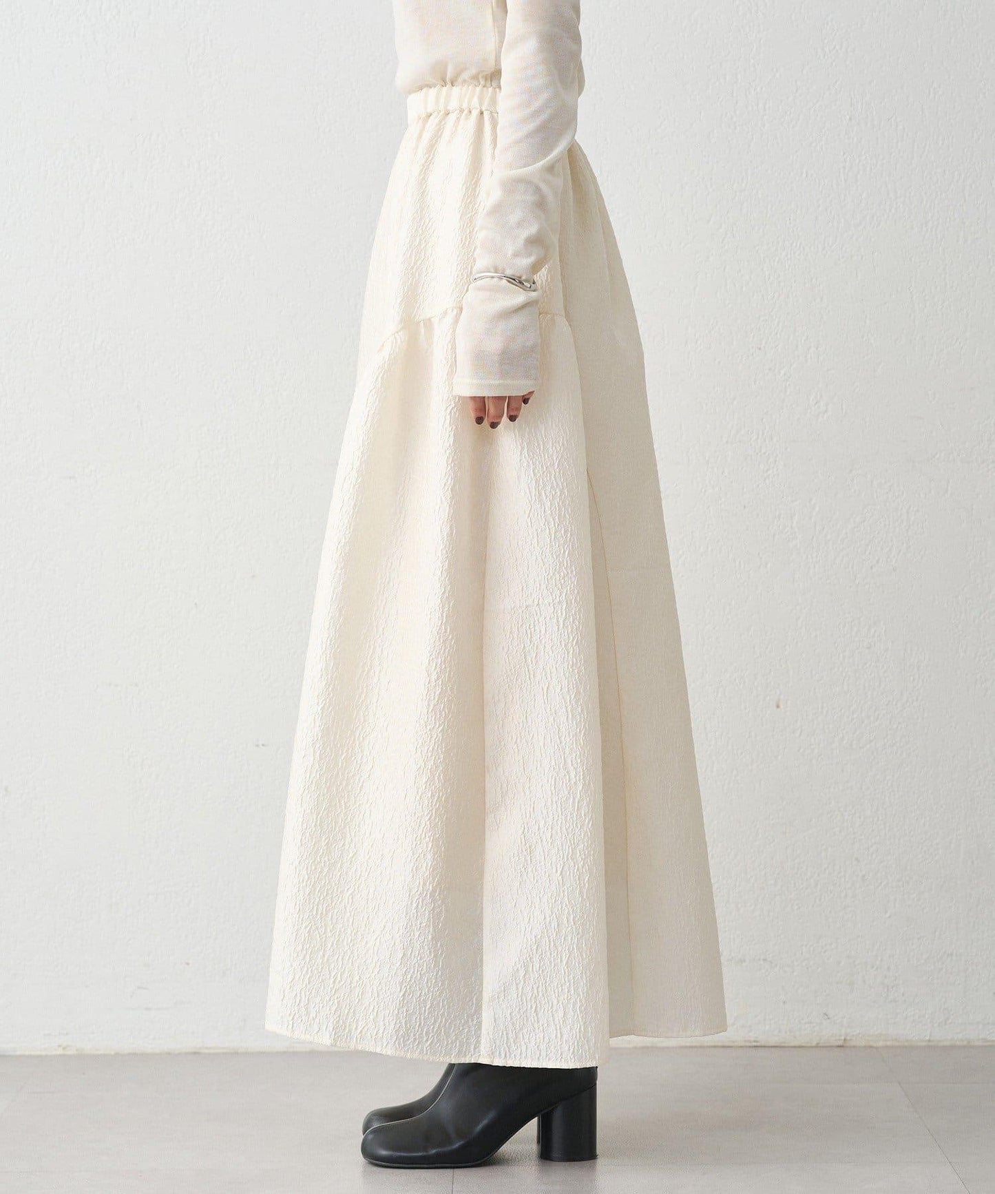 Loungedress 壓紋傘擺 半身裙