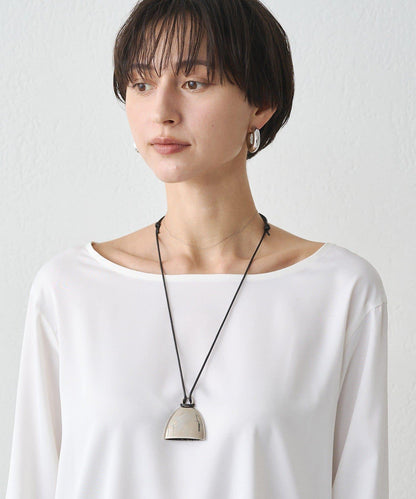 緞面長袖T恤襯衫