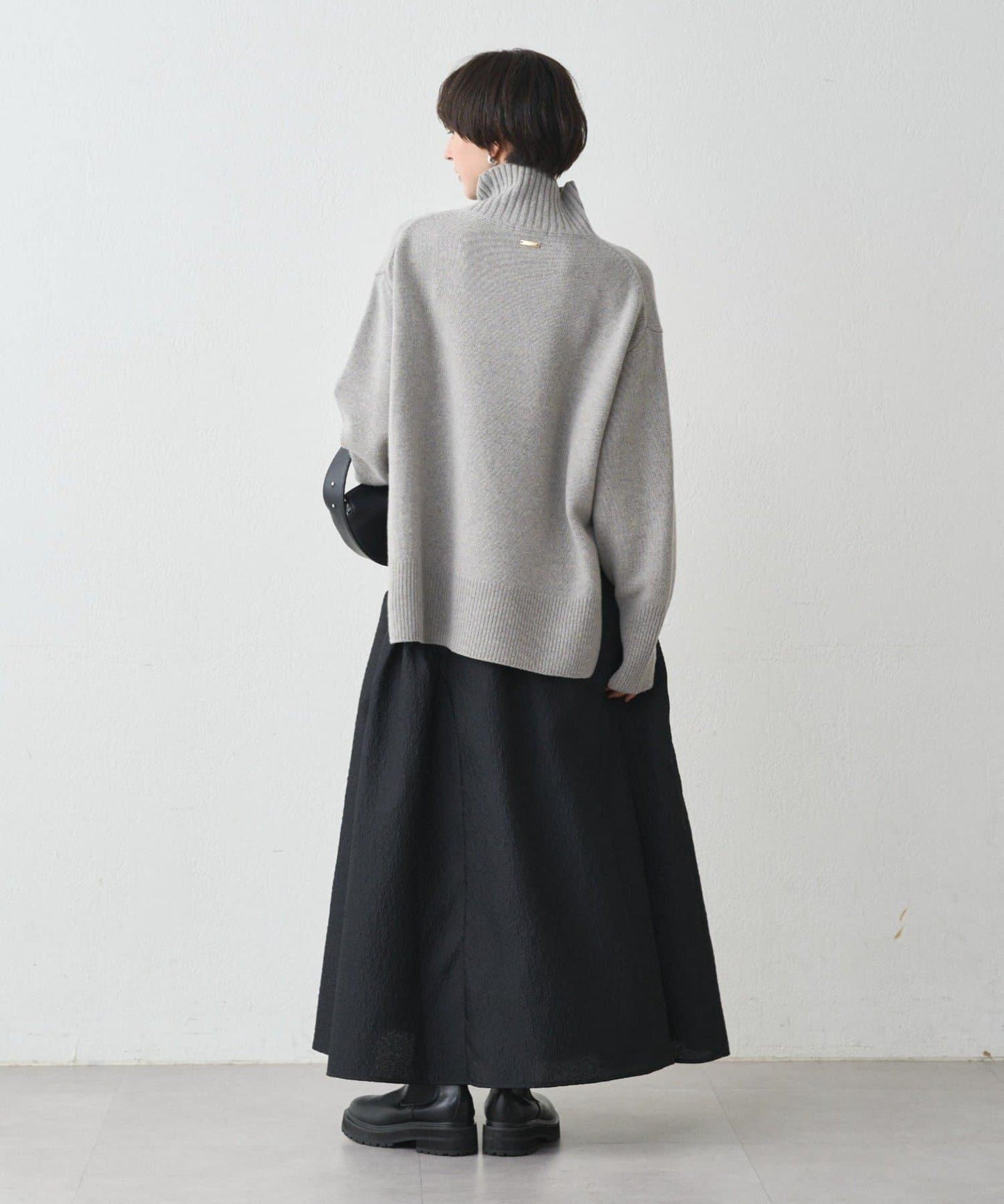 Loungedress 壓紋傘擺 半身裙