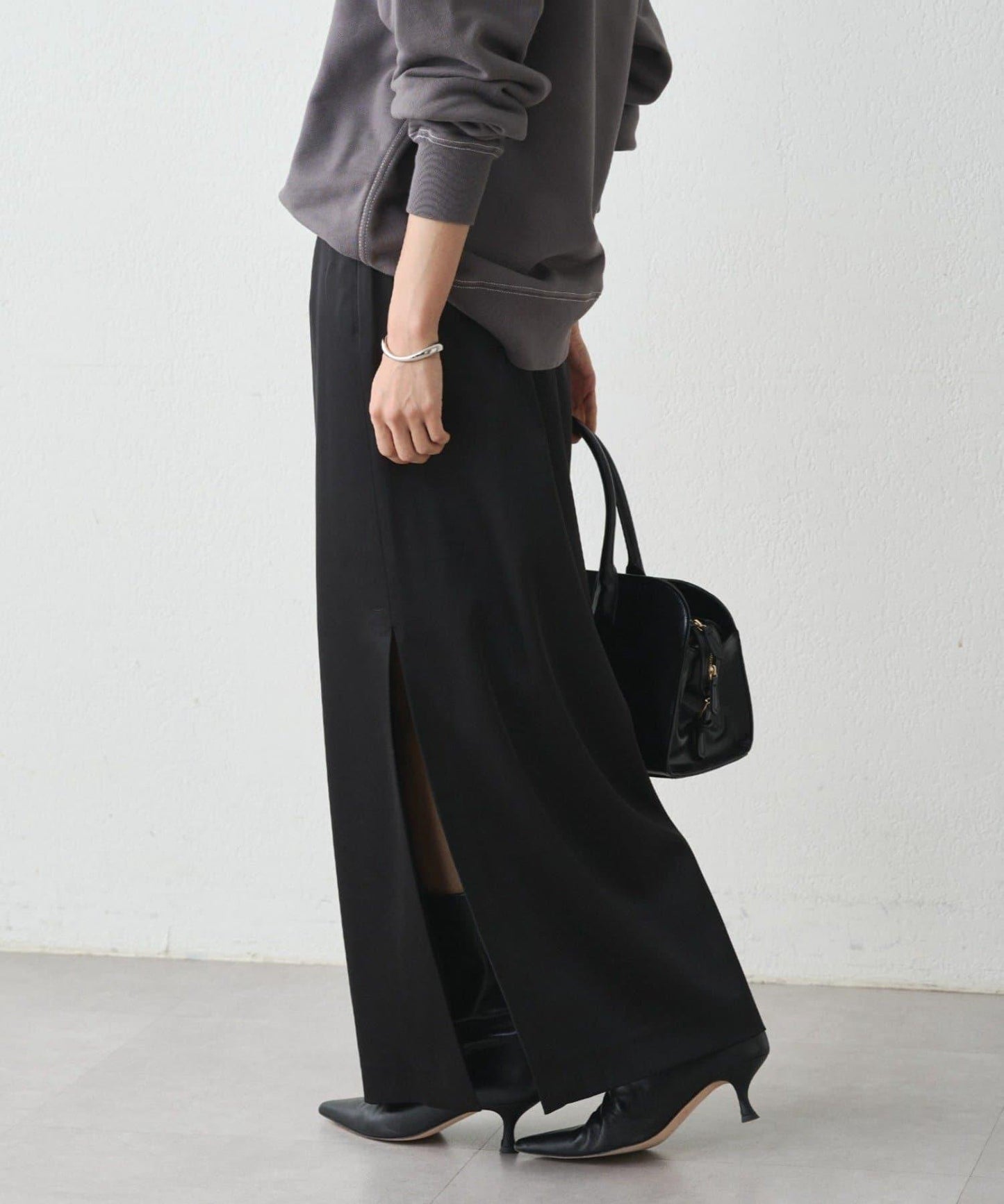 開衩緞面修身半身裙