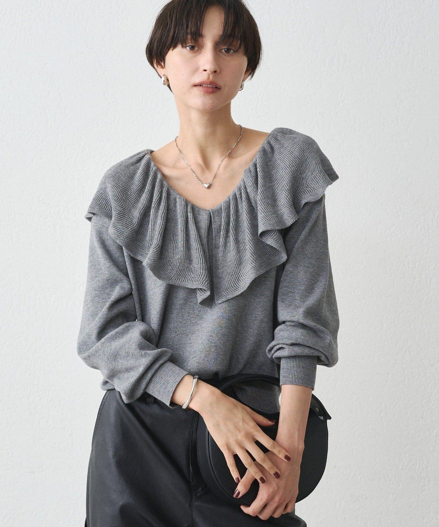 荷葉邊領針織衫