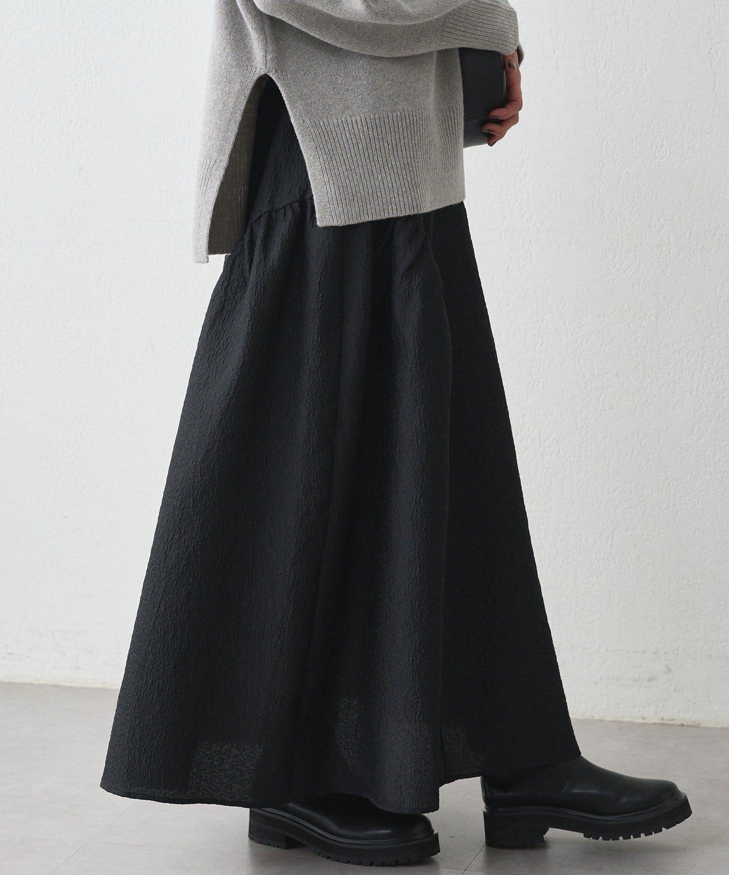 Loungedress 壓紋傘擺 半身裙