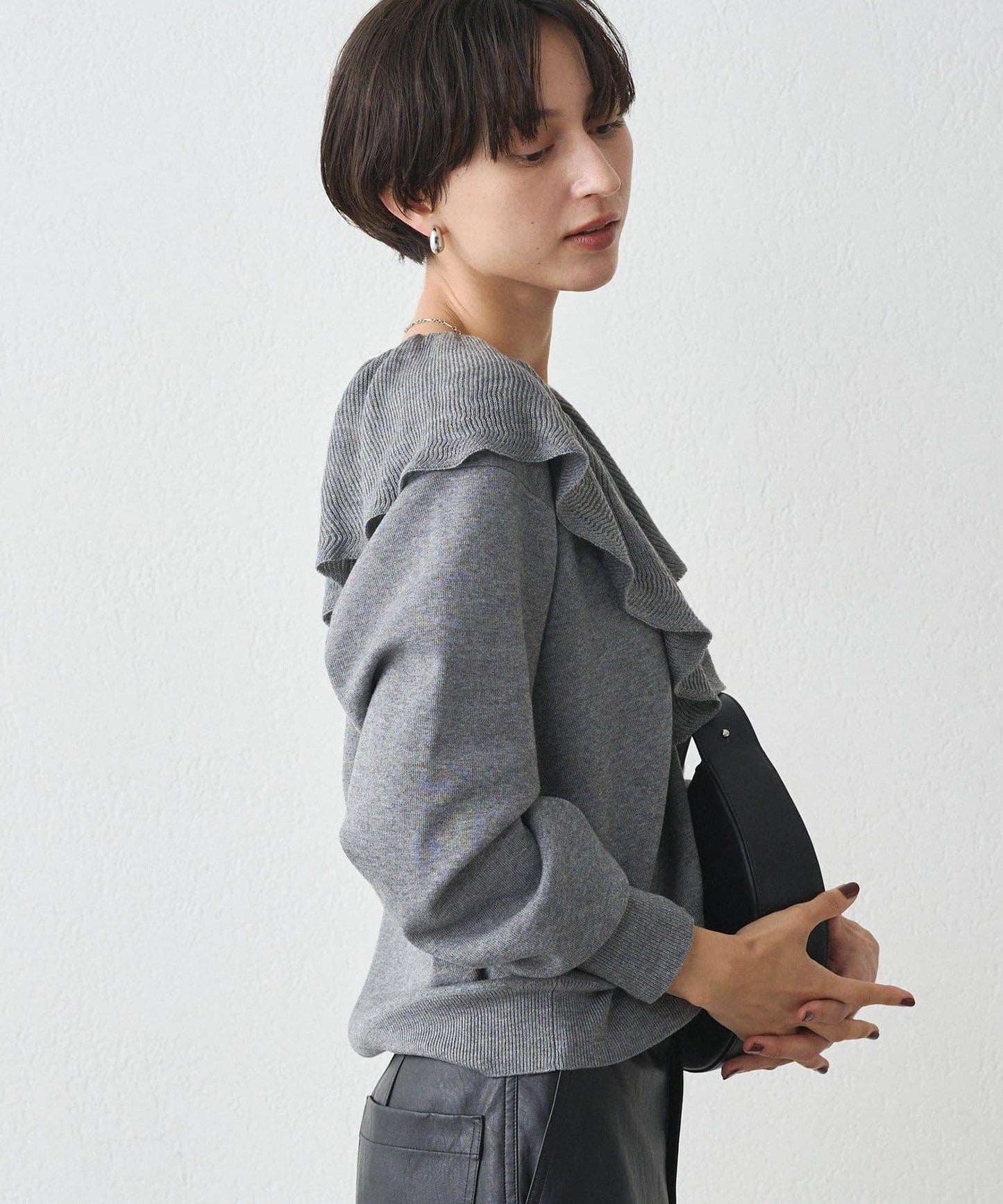 荷葉邊領針織衫