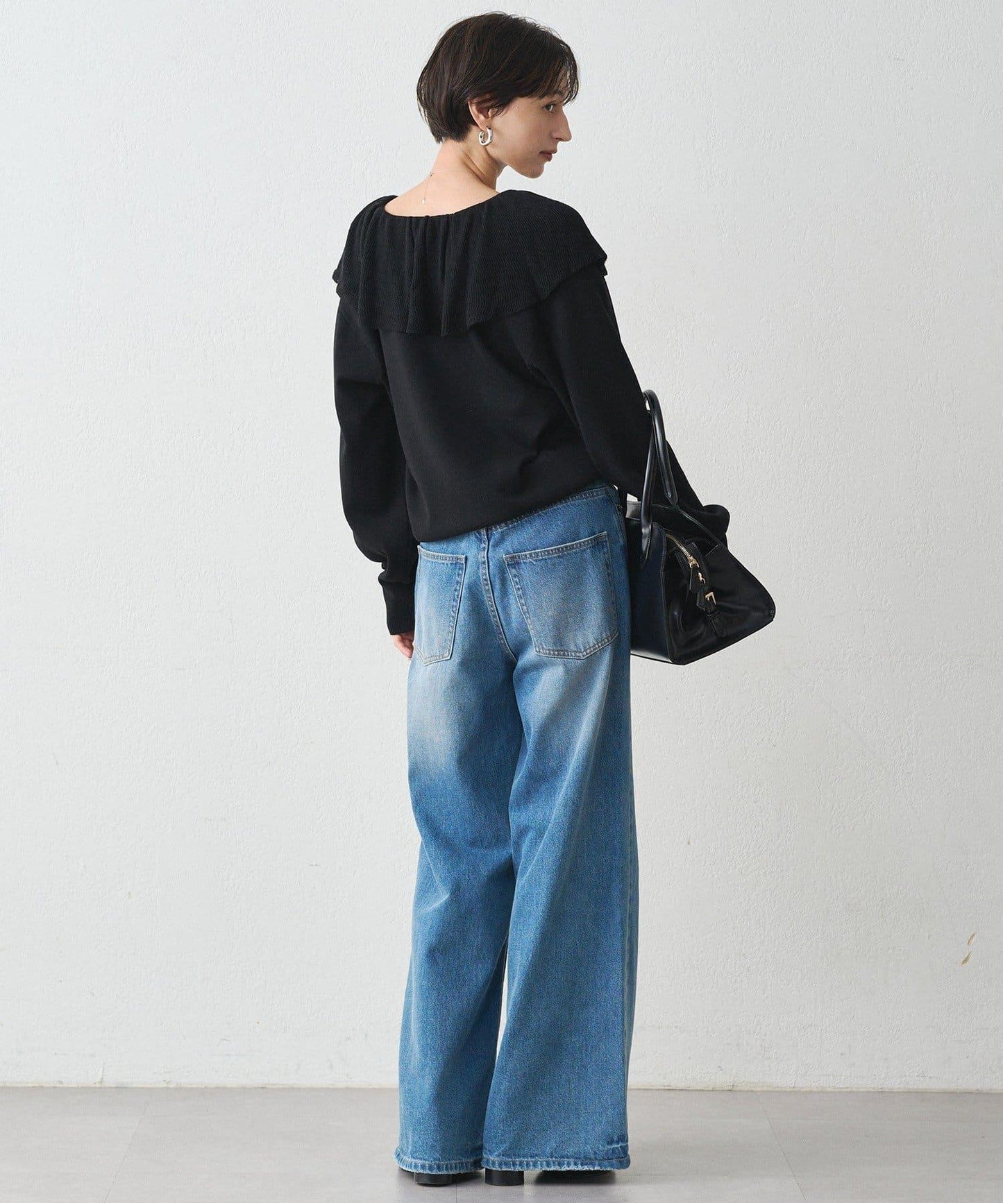 荷葉邊領針織衫