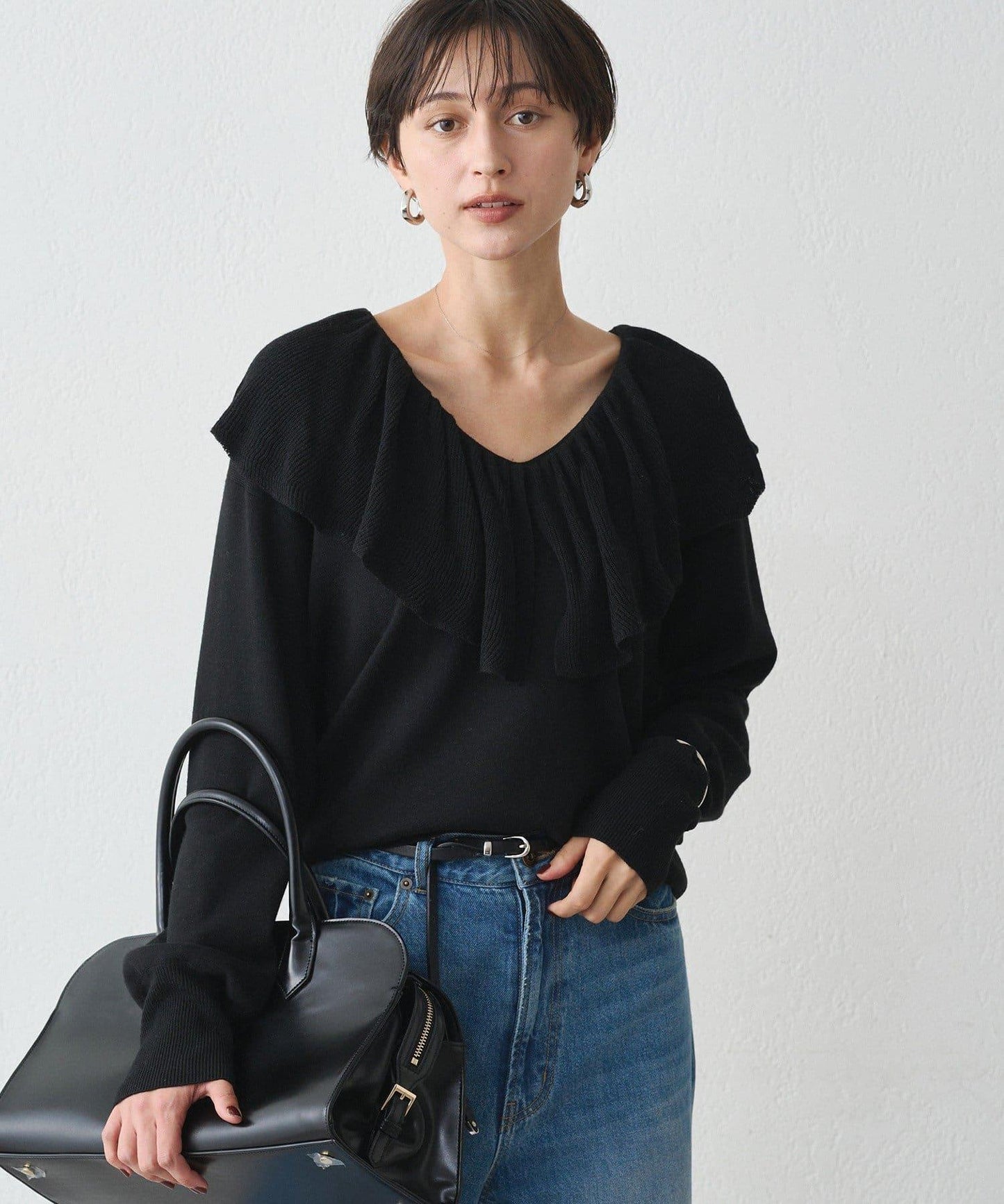 荷葉邊領針織衫