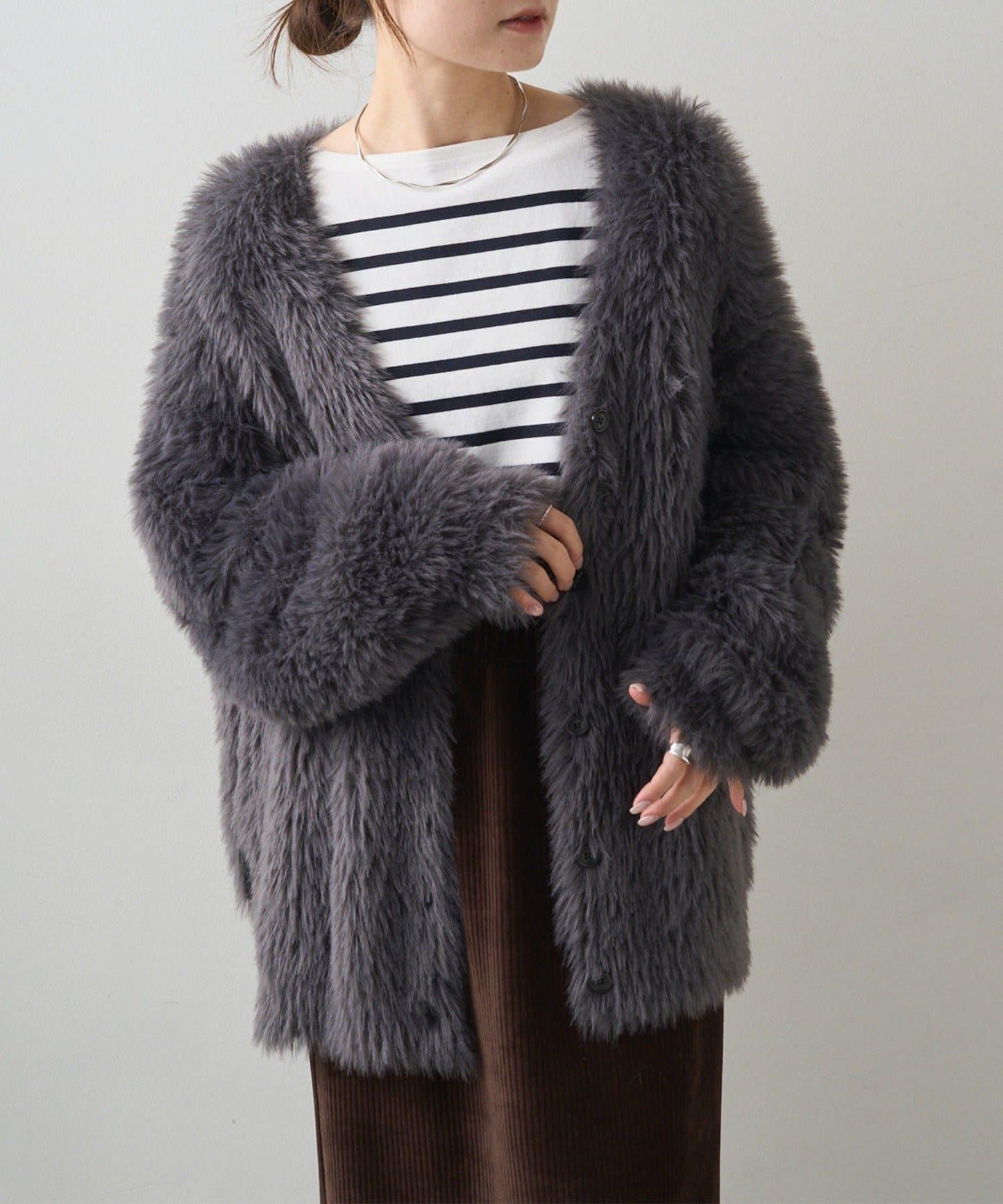 毛絨針織V領開衫