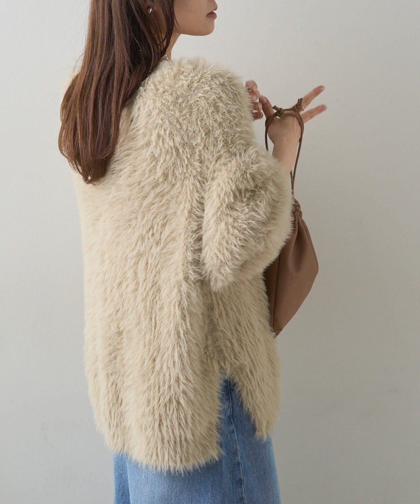 毛絨針織V領開衫