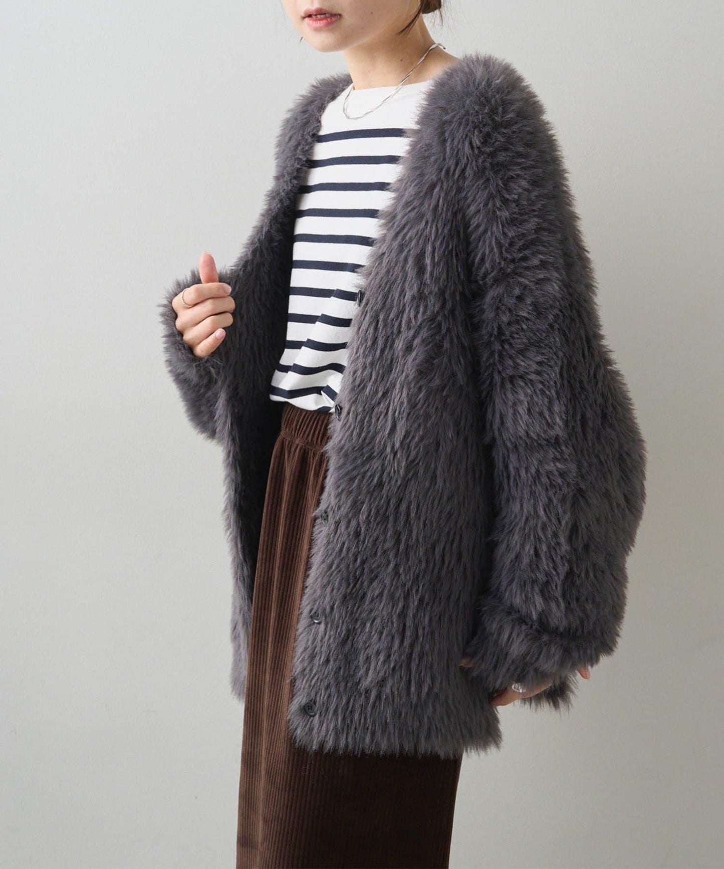 毛絨針織V領開衫