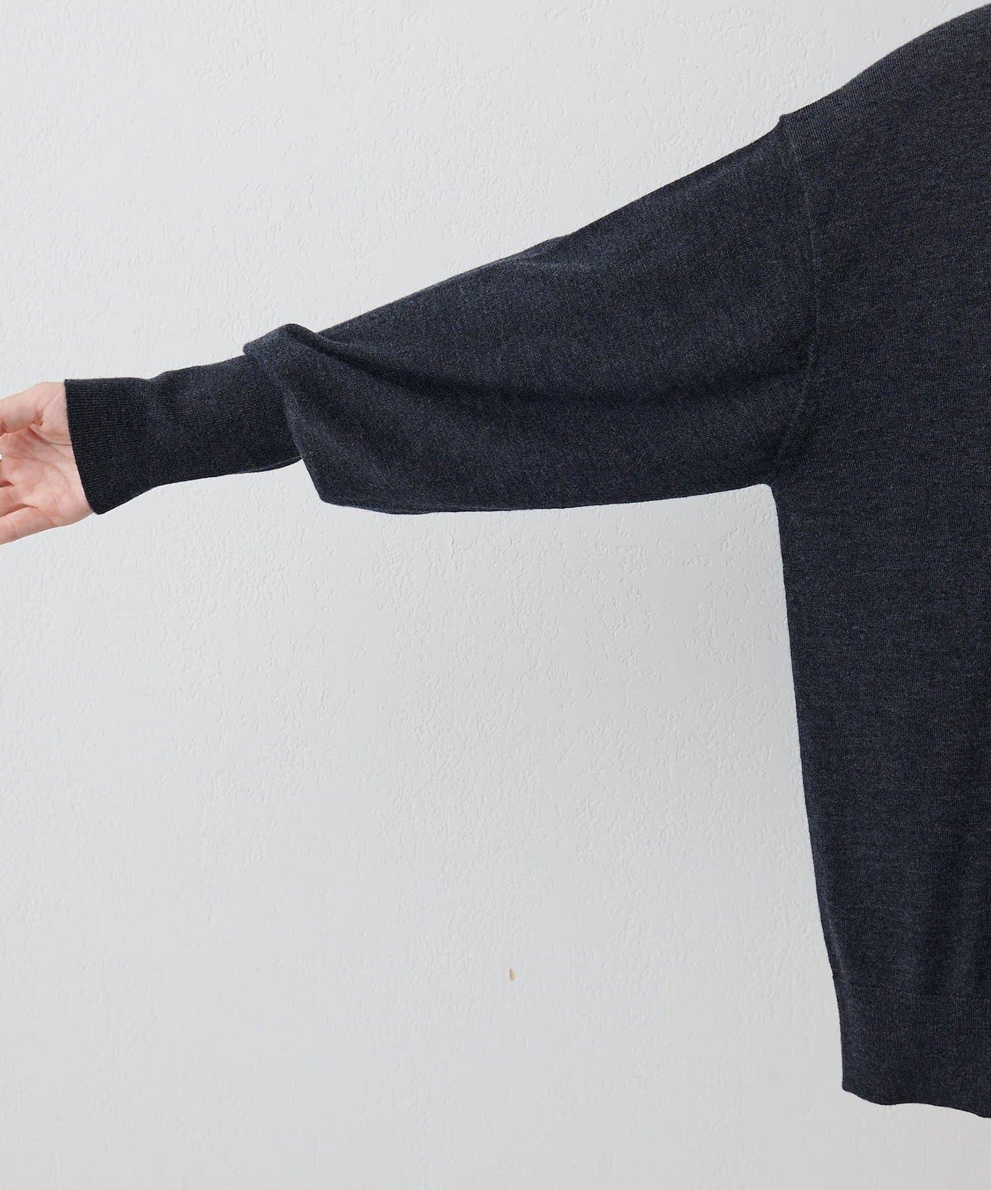 高密度寬鬆高領套頭衫