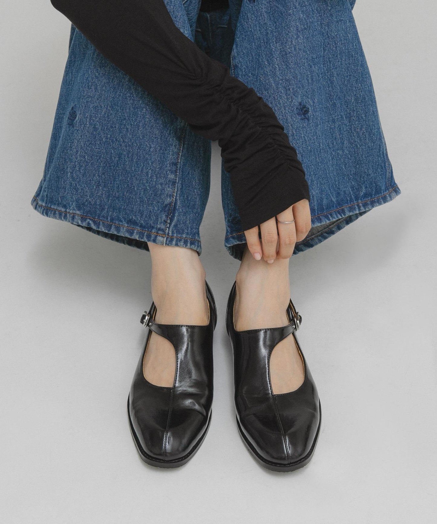 不對稱瑪麗珍樂福鞋