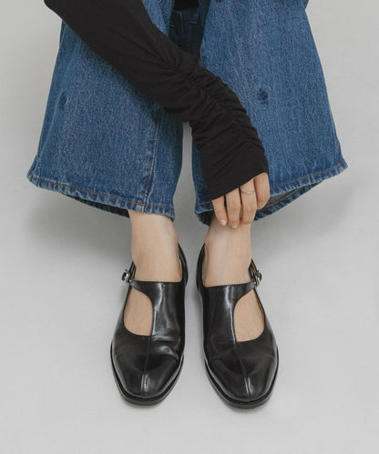 不對稱瑪麗珍樂福鞋