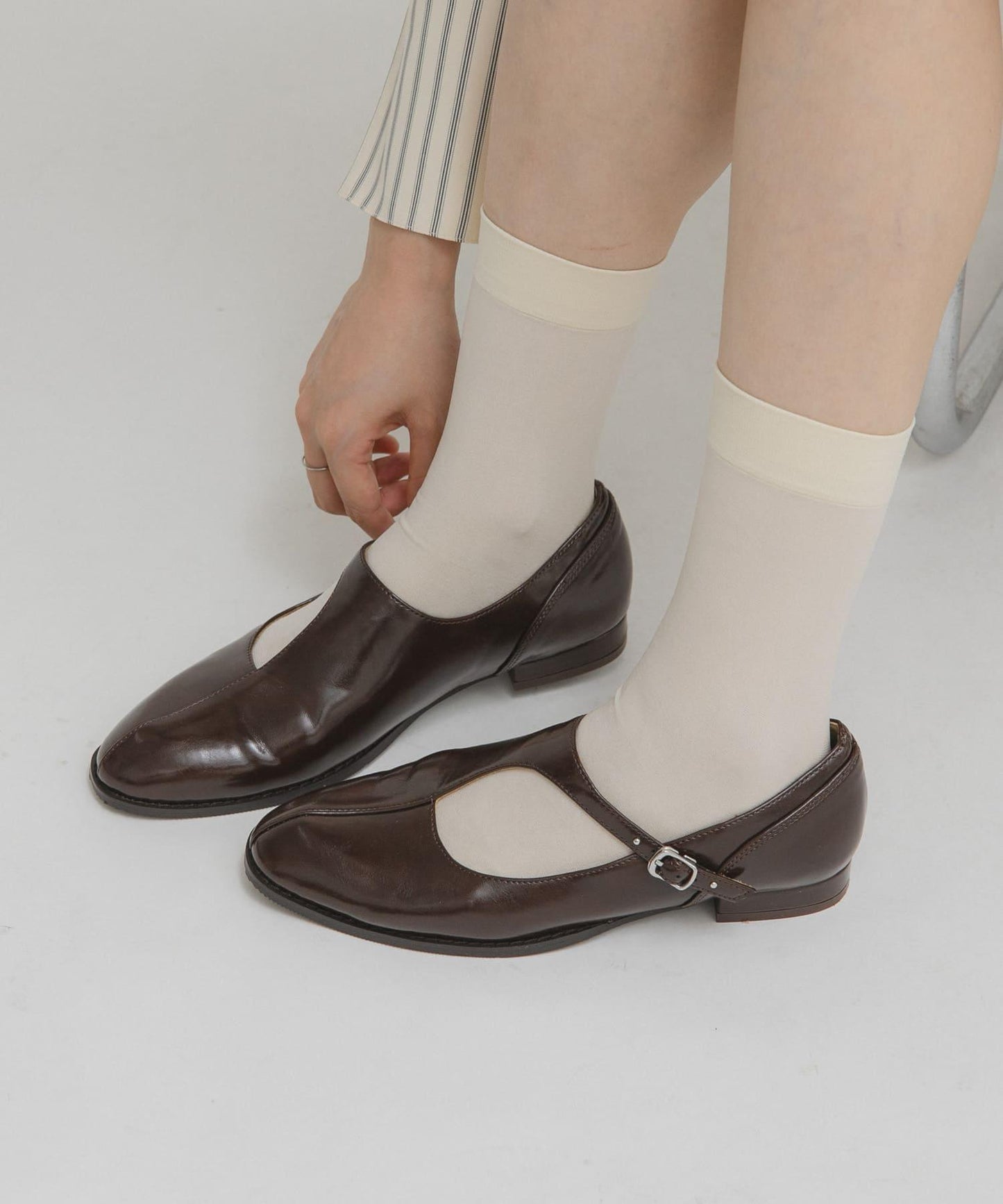 不對稱瑪麗珍樂福鞋