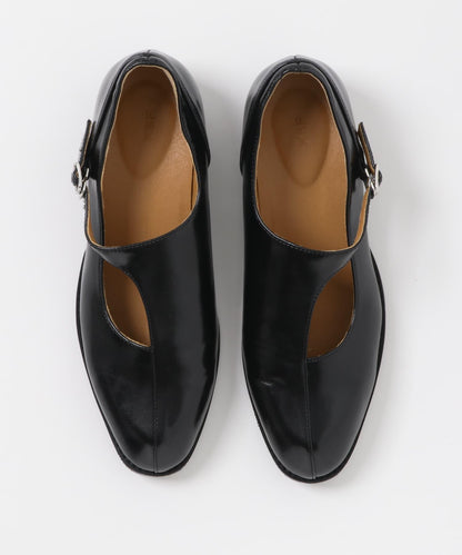 不對稱瑪麗珍樂福鞋