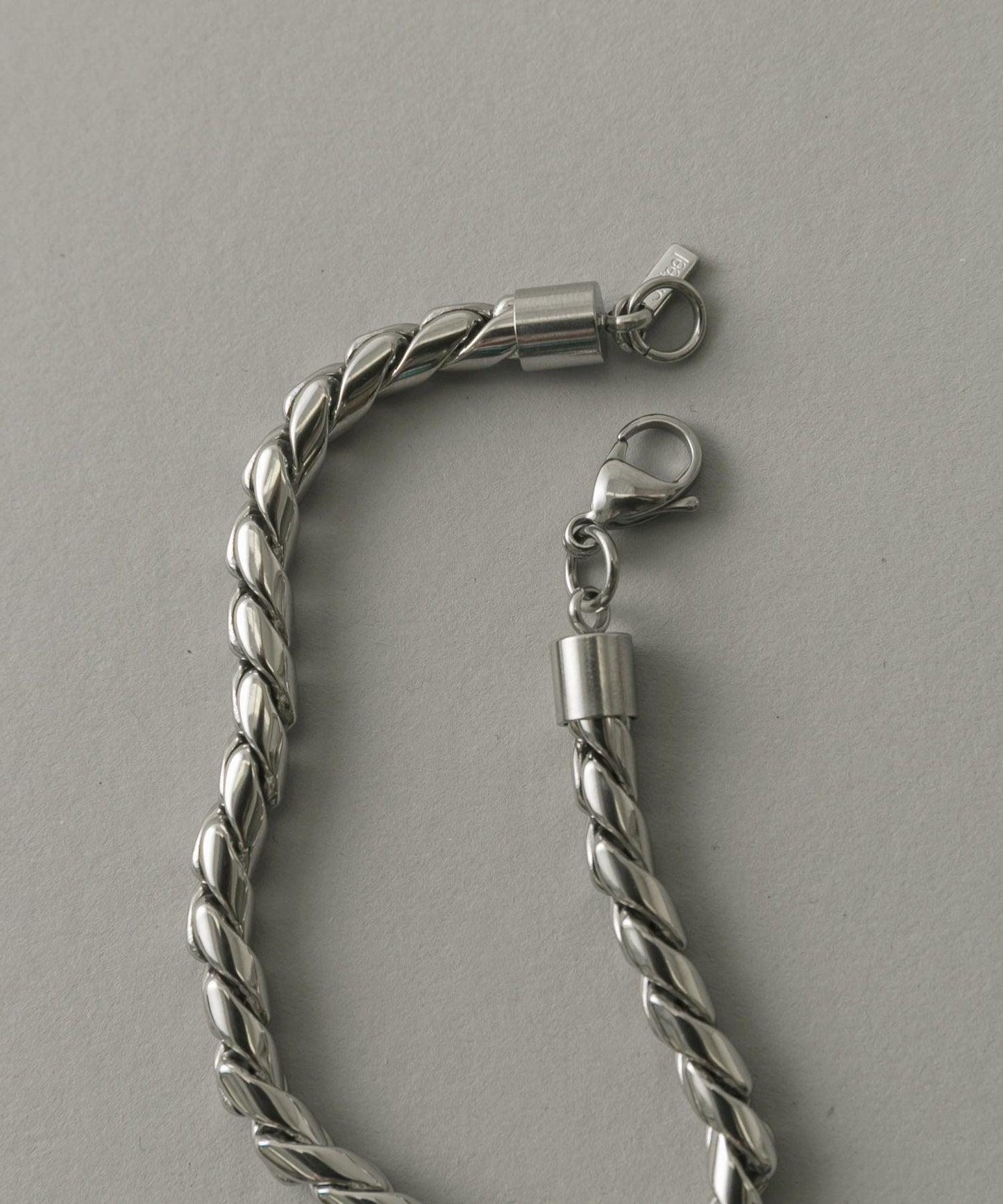 不鏽鋼邊緣鏈條手鍊