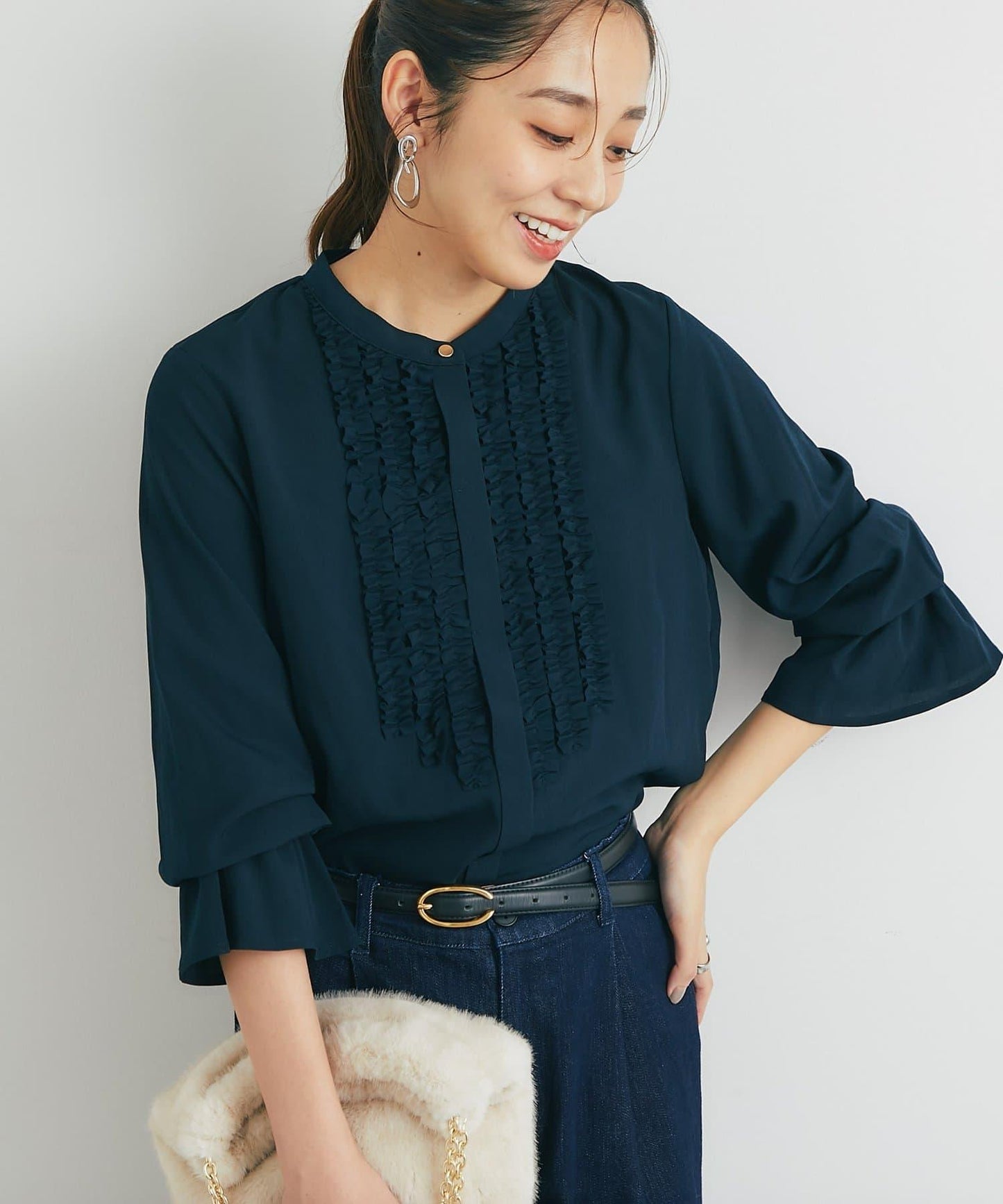 優雅氣質前襟荷葉邊雪紡襯衫