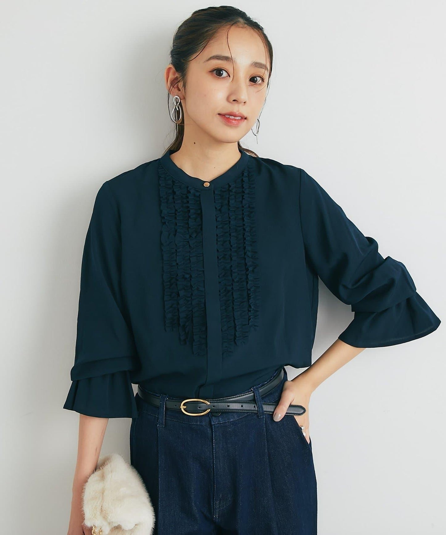 優雅氣質前襟荷葉邊雪紡襯衫