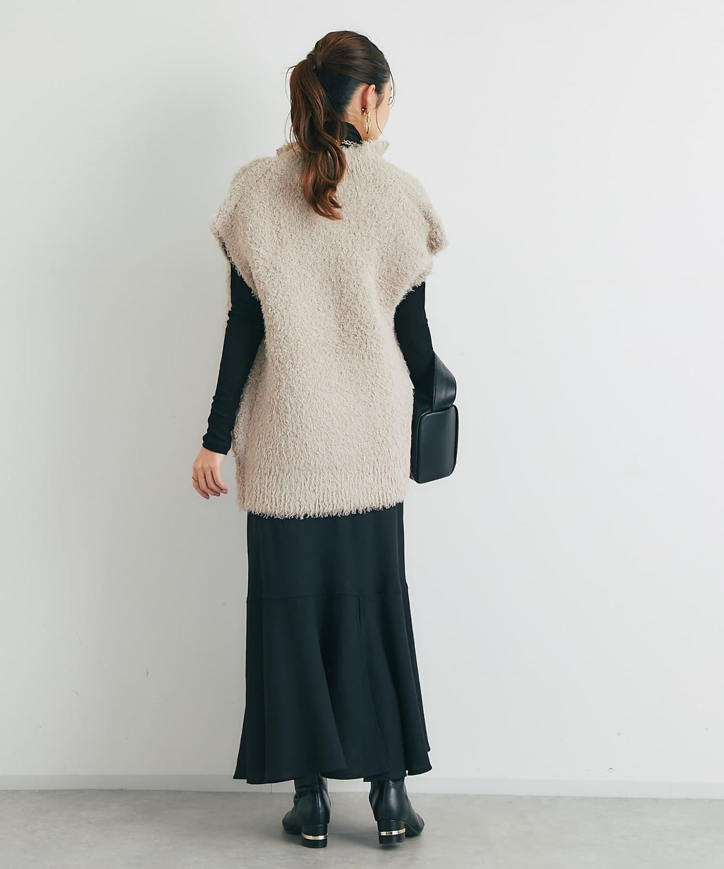 休閒風格仿羊羔絨針織拉鍊馬甲