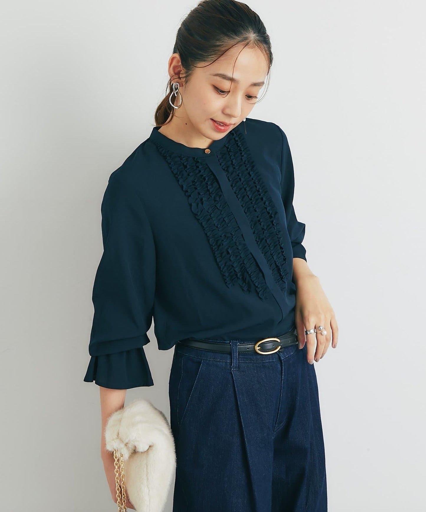 優雅氣質前襟荷葉邊雪紡襯衫