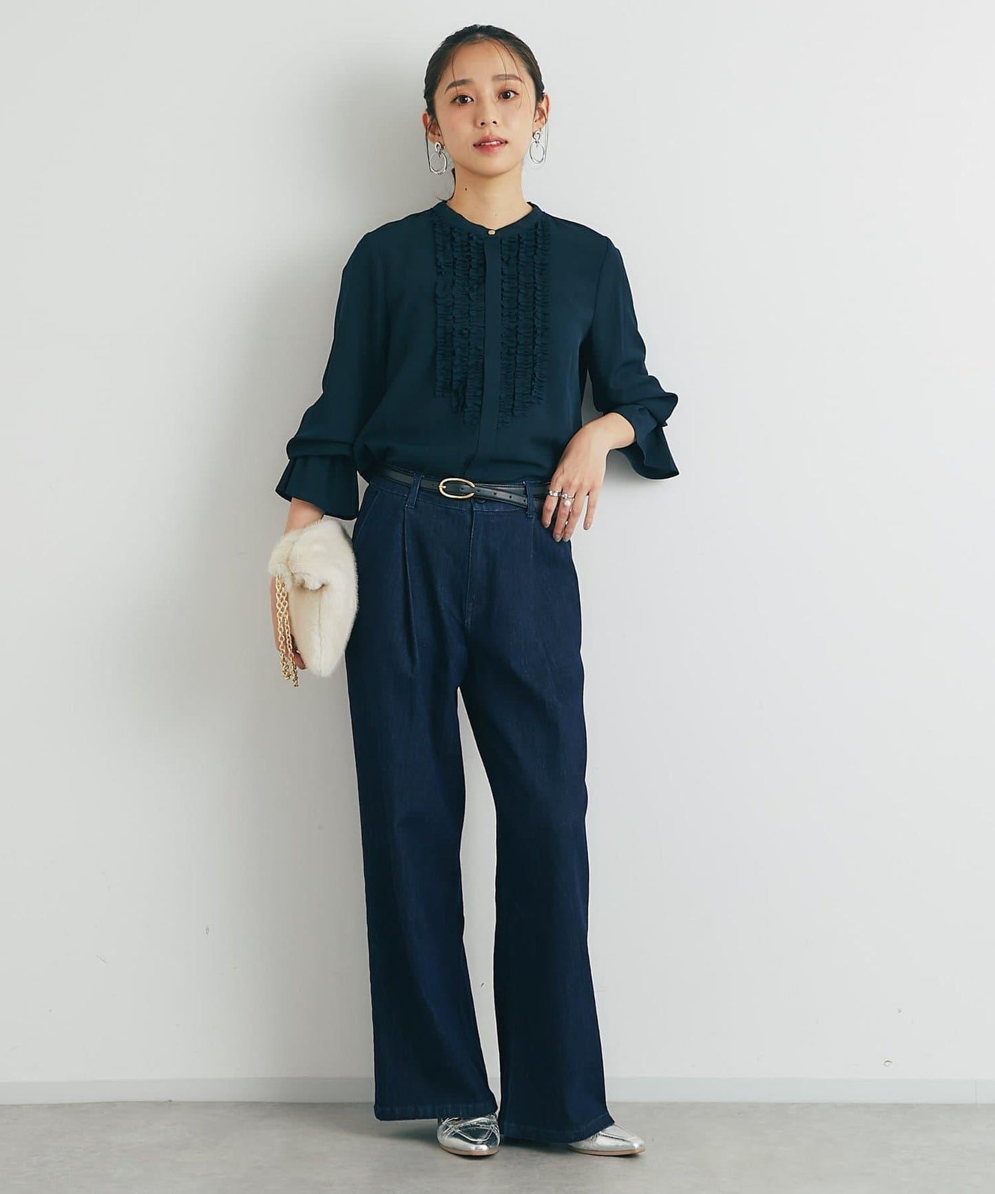 優雅氣質前襟荷葉邊雪紡襯衫