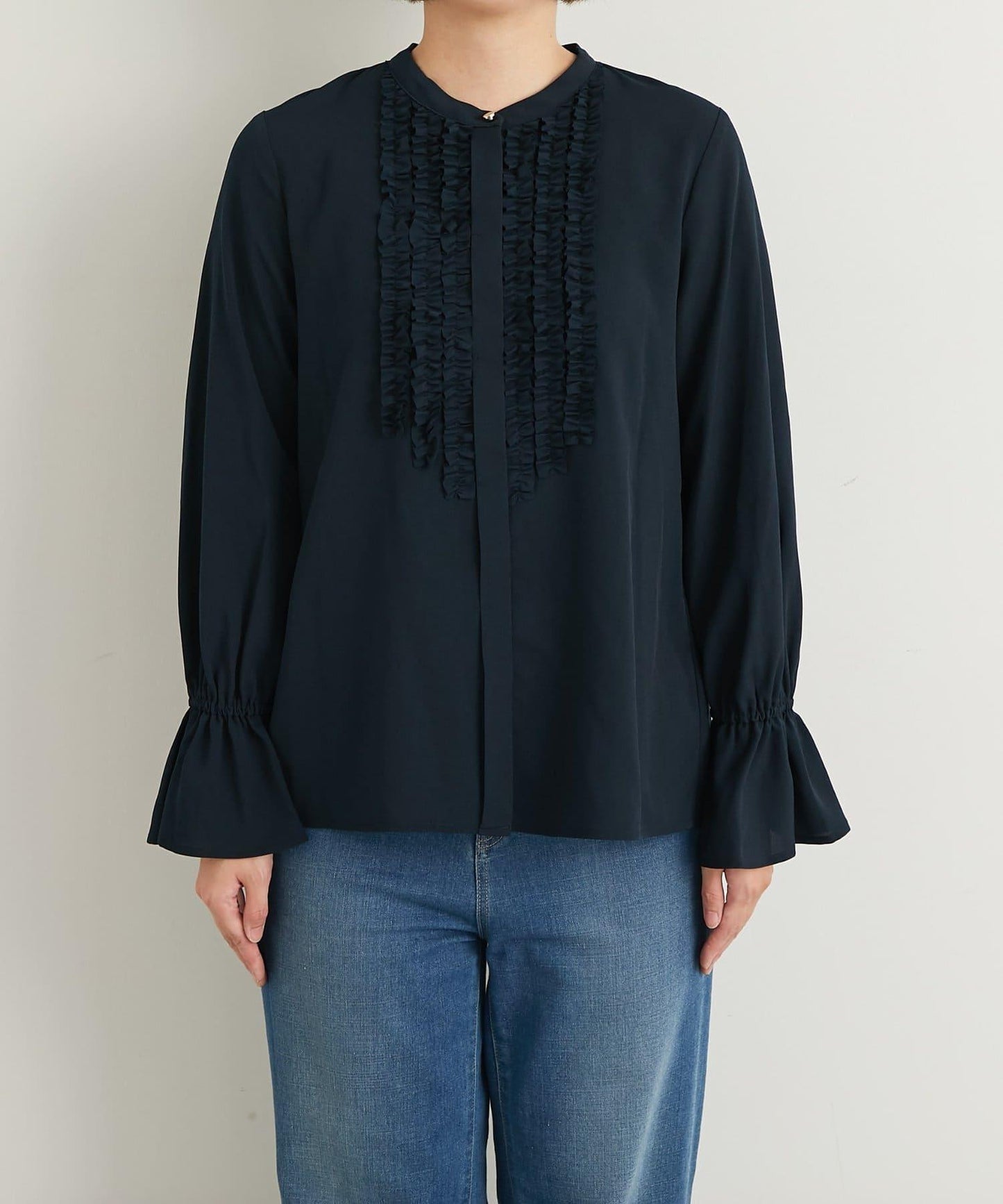 優雅氣質前襟荷葉邊雪紡襯衫