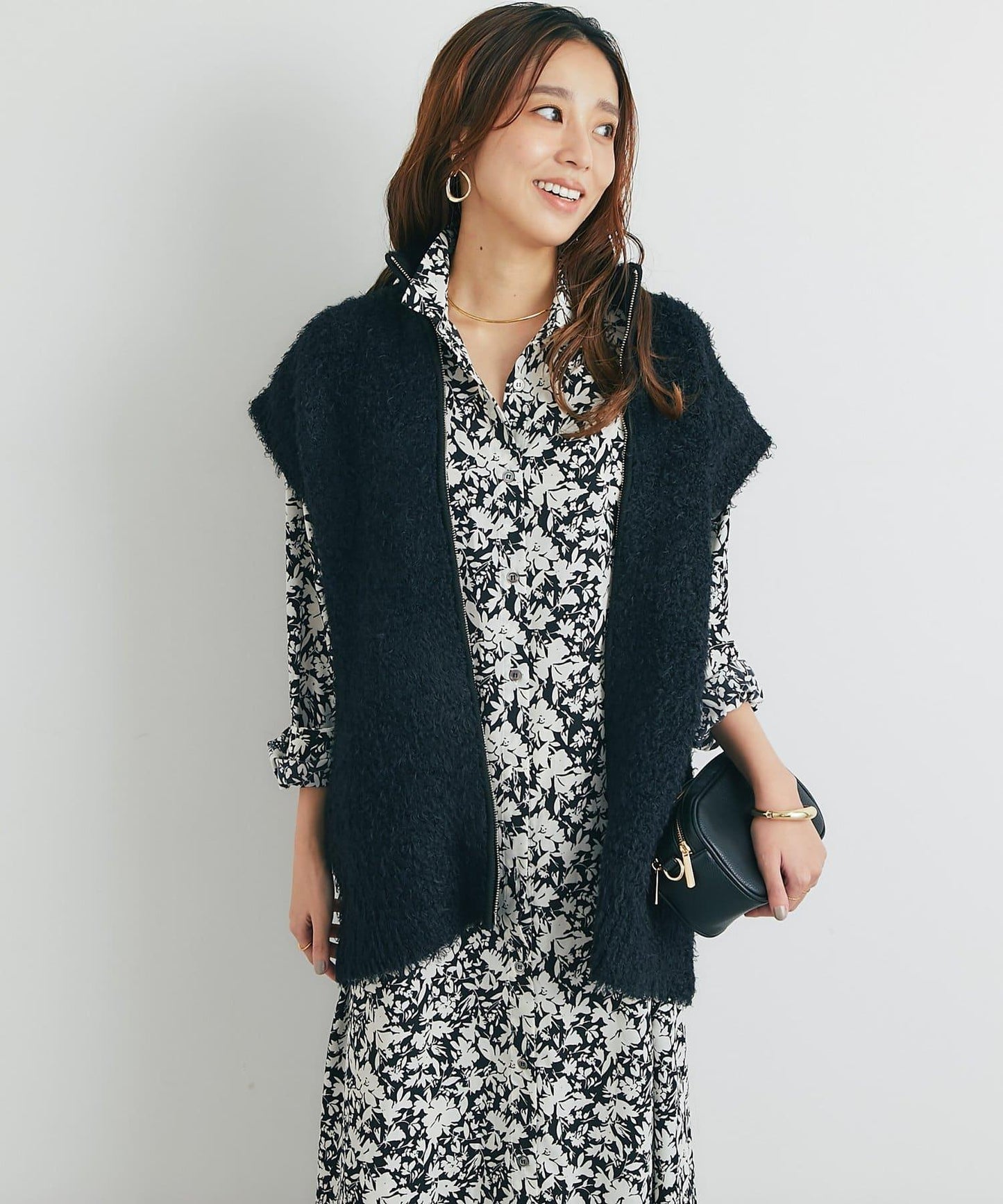 休閒風格仿羊羔絨針織拉鍊馬甲