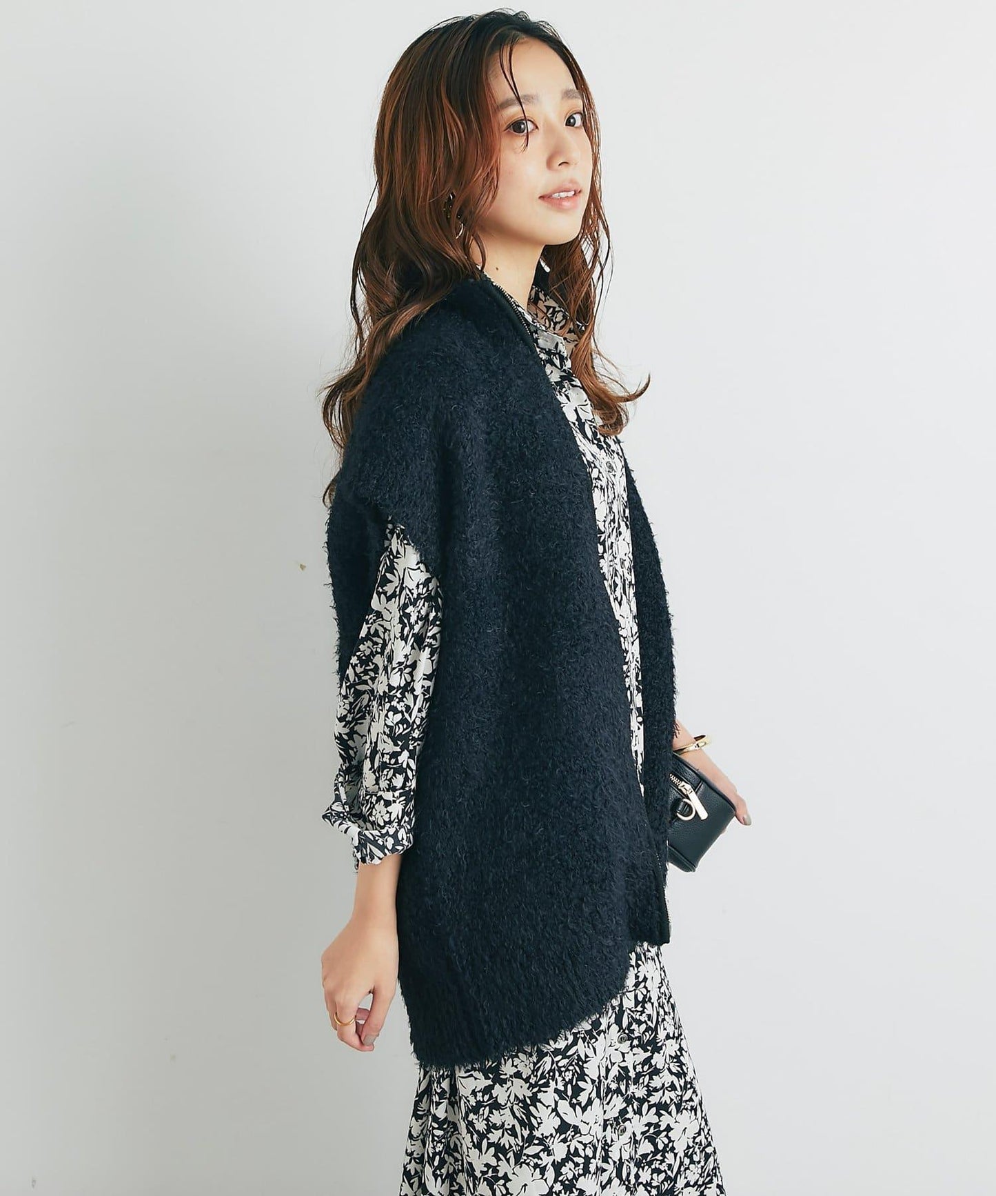 休閒風格仿羊羔絨針織拉鍊馬甲