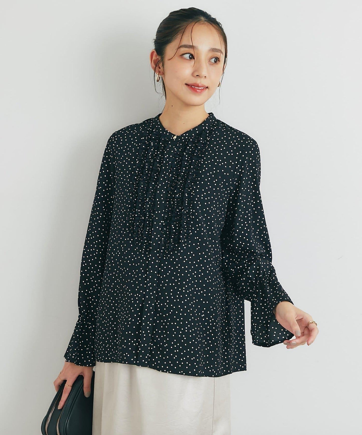 優雅氣質前襟荷葉邊雪紡襯衫