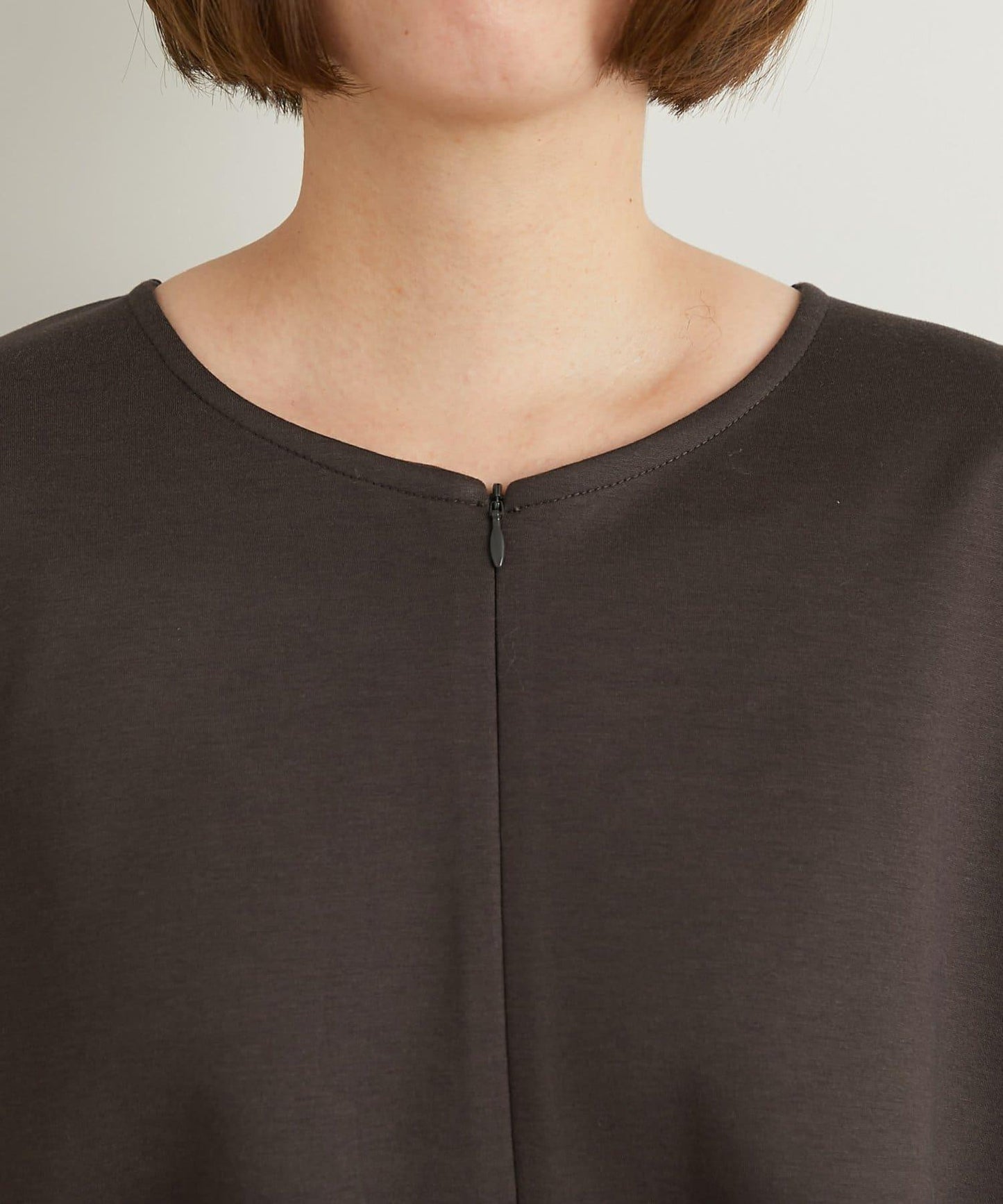 《楽ちんキレイ見え》半拉鍊針織斗篷