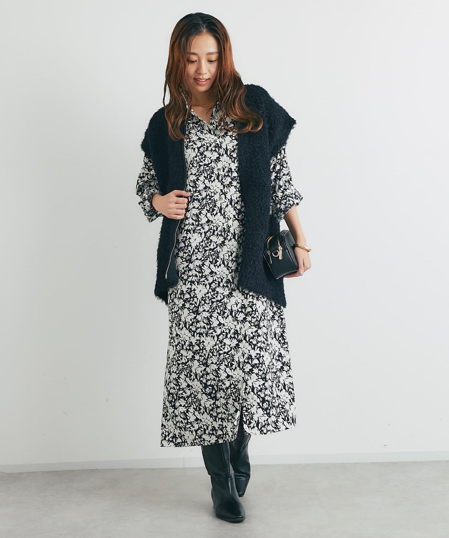 休閒風格仿羊羔絨針織拉鍊馬甲