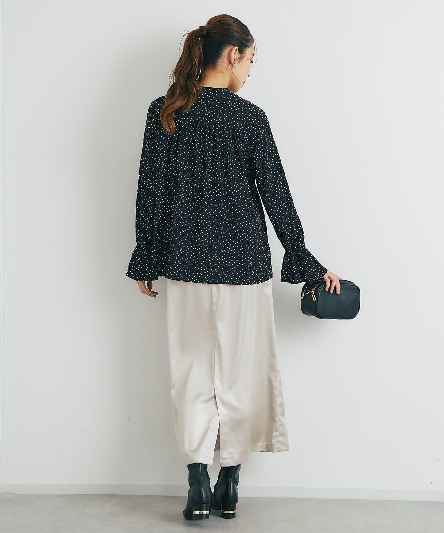 優雅氣質前襟荷葉邊雪紡襯衫